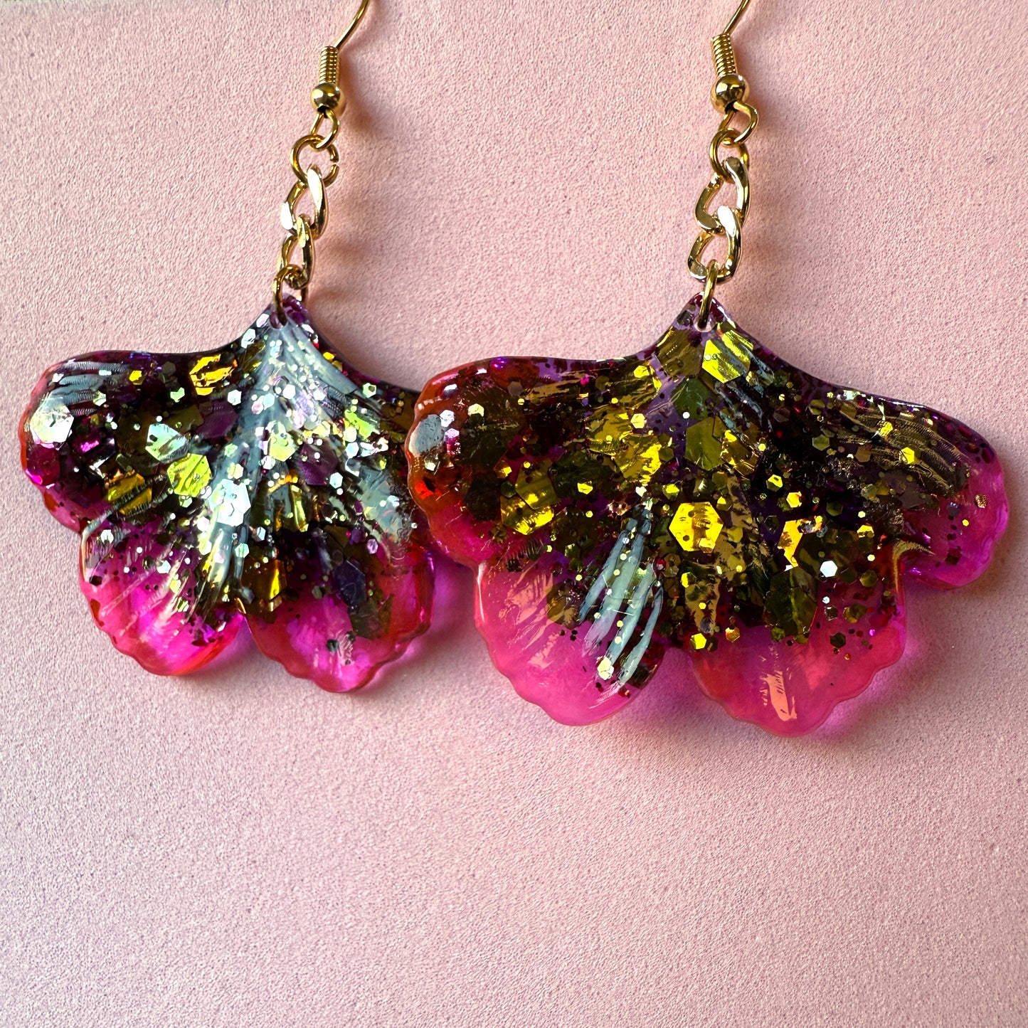 Ginkgo Leaf earrings - Green/Pink
